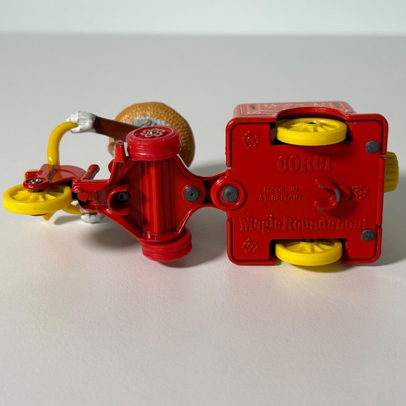 Vintage 70s Corgi Magic Roundabout Mr. McHenry's Trike & Zebedee (9B) - Picture 11 of 14
